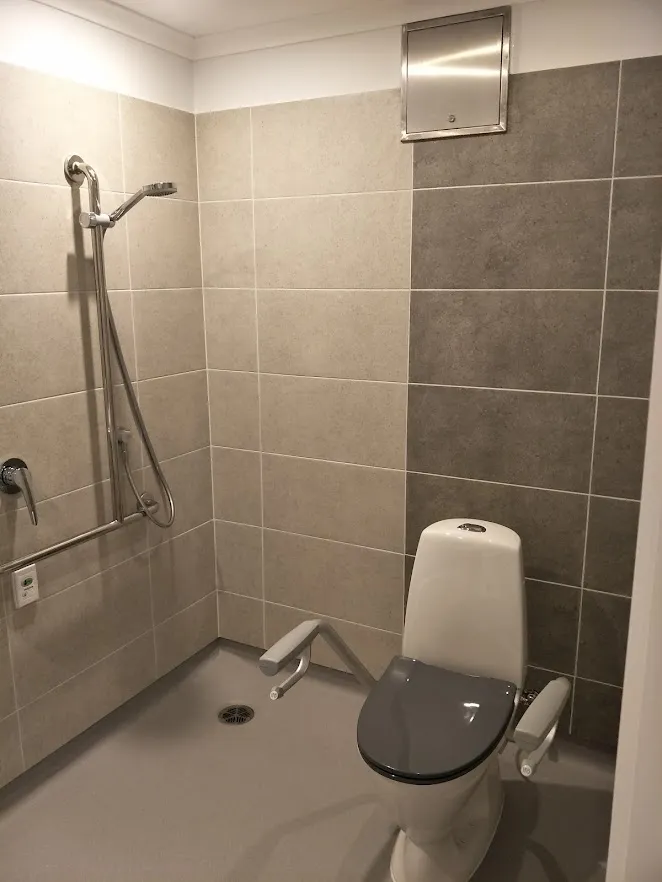 VMCH ST. CATHERINE'S AGED CARE RESIDENCE — photo 3